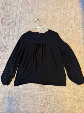 LOFT Black Long-Sleeve Gathered Back Blouse